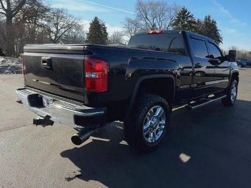 Used 2018 GMC Sierra 2500 SLE w/ HD SLE Preferred Plus Package image 8