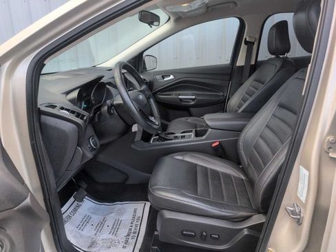 Used 2018 Ford Escape SEL AWD/4WD image 16