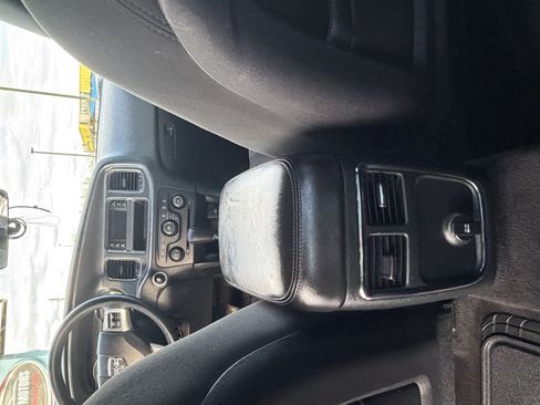 Used 2014 Dodge Charger SE RWD image 13