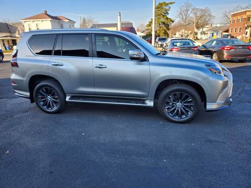 Used 2023 Lexus GX 460 Luxury w/ Sport Design Package image 14