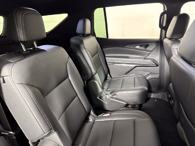 Used 2026 Chevrolet Traverse LT w/ LPO, Floor Liner Package AWD/4WD image 15