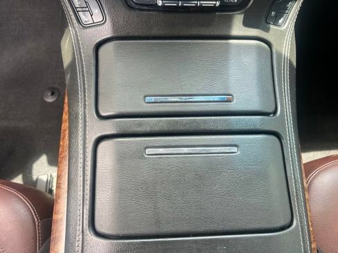 Used 2020 Chevrolet Tahoe Premier w/ Premier Plus Edition AWD/4WD image 11