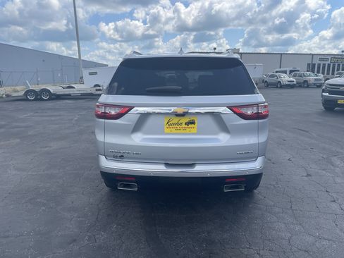 Used 2019 Chevrolet Traverse Premier AWD/4WD image 7