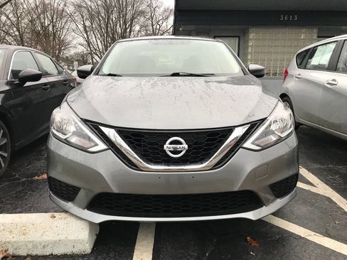 Used 2017 Nissan Sentra S image 2