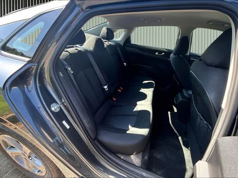 Used 2023 Kia K5 LXS image 26