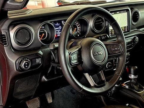 Used 2023 Jeep Gladiator Sport image 11