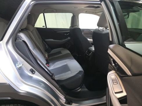 Certified 2025 Subaru Outback Premium image 32