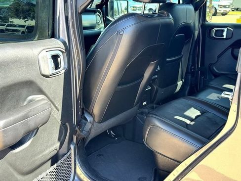 Used 2021 Jeep Gladiator Sport AWD/4WD image 23