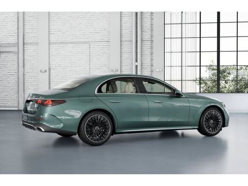 New 2026 Mercedes-Benz E 350 4MATIC Sedan image 19