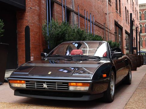 Used 1989 Ferrari Mondial T Cabriolet RWD image 63