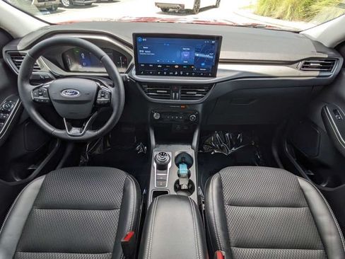 Used 2025 Ford Escape SE FWD image 16
