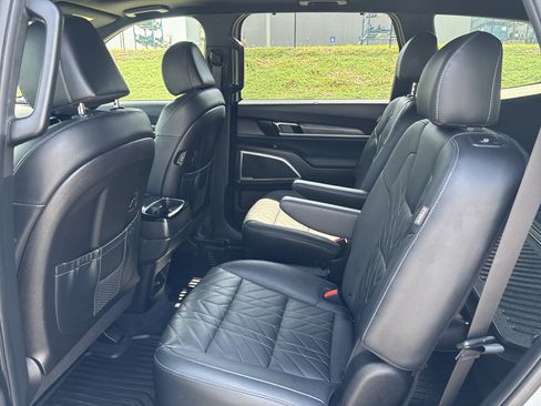 Used 2024 Kia Telluride EX X-Line AWD/4WD image 34