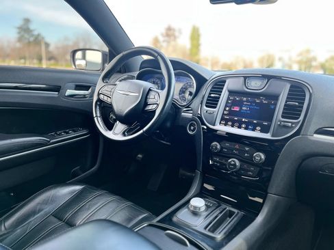 Used 2021 Chrysler 300 S RWD image 17