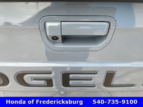 Used 2025 Honda Ridgeline RTL image 11