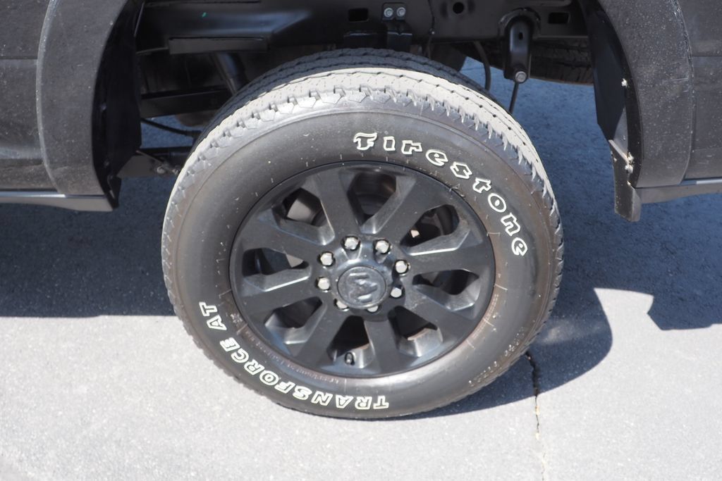 Used 2022 RAM 2500 Limited AWD/4WD image 9