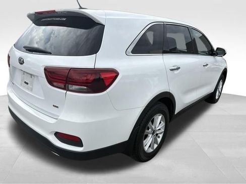 Used 2020 Kia Sorento L FWD image 4