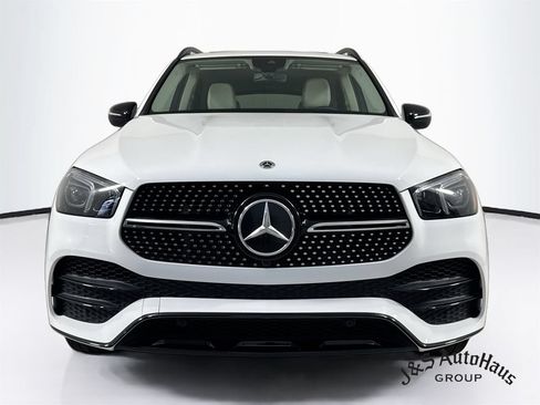 Used 2023 Mercedes-Benz GLE 450 4MATIC w/ AMG Line Exterior image 2