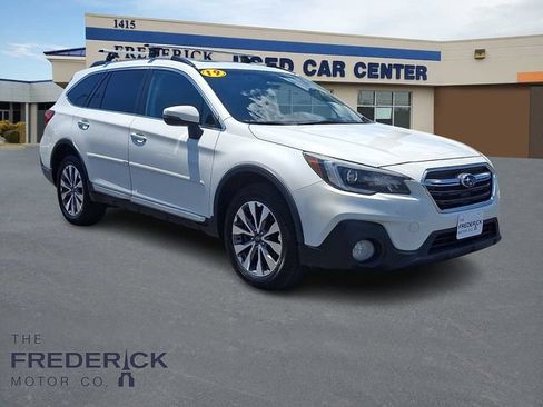 Used 2019 Subaru Outback 2.5i Touring AWD/4WD image 1