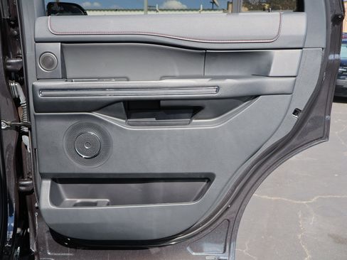 Certified 2024 Ford Expedition Limited image 34