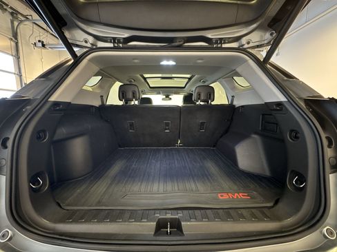 Used 2020 GMC Terrain SLT w/ Preferred Package image 23