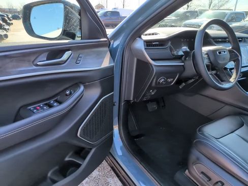 New 2026 Jeep Grand Cherokee Limited AWD/4WD image 19