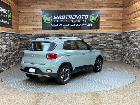 New 2026 Hyundai Venue SEL image 9