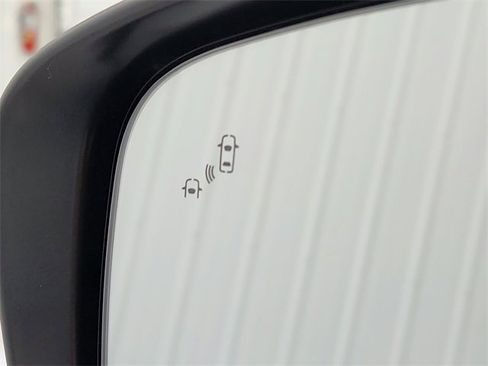 Used 2022 Nissan Frontier Pro-X image 21