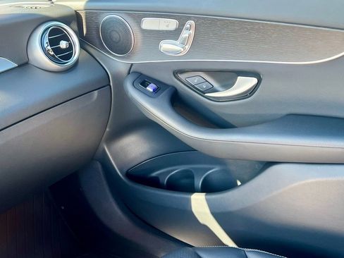 Certified 2022 Mercedes-Benz GLC 300 4MATIC image 23