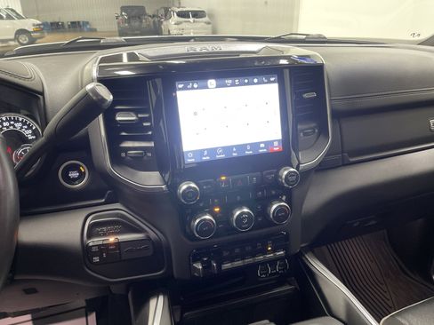 Used 2022 RAM 3500 Laramie AWD/4WD image 28
