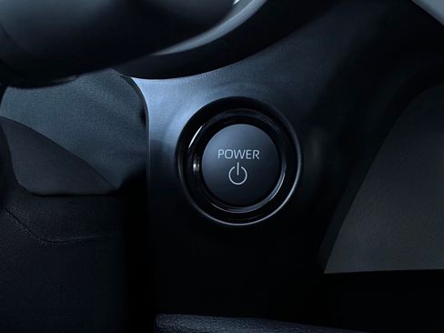 New 2026 Toyota Sienna XLE FWD image 26