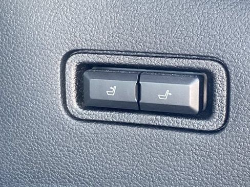 Used 2021 Ford Expedition Limited AWD/4WD image 18
