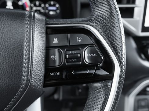 Used 2024 Toyota Tundra Platinum image 19