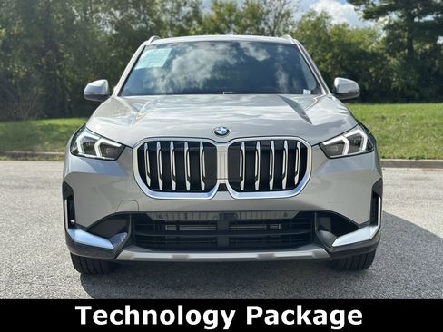 Used 2025 BMW X1 xDrive28i w/ Technology Package image 2