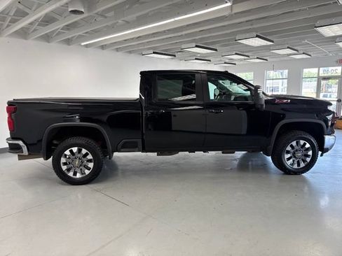 Used 2024 Chevrolet Silverado 2500 LT w/ All Star Edition AWD/4WD image 16