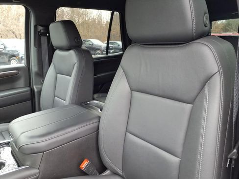 Certified 2025 Chevrolet Tahoe LT image 12