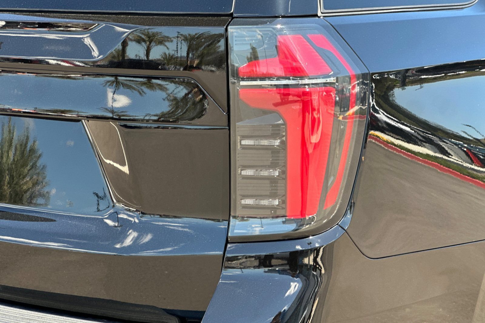 New 2026 Chevrolet Tahoe LS w/ LPO, Dark Essentials Package RWD image 28