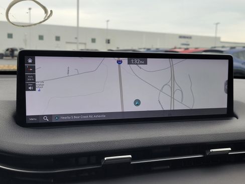 Used 2022 Genesis GV70 2.5T w/ Advanced Package image 22