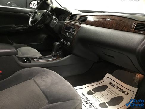 Used 2014 Chevrolet Impala LT w/ LT Sunroof Package image 35