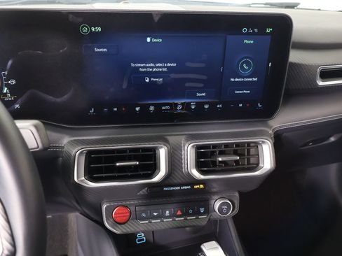 Used 2025 Ford Mustang GT Premium image 5