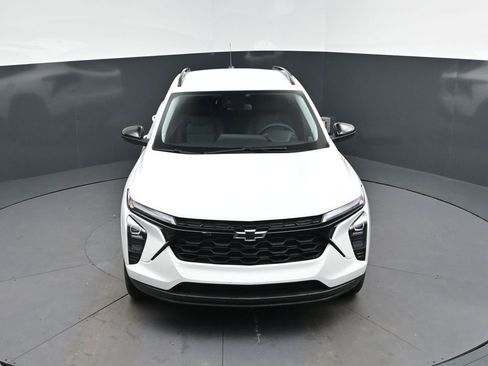 New 2026 Chevrolet Trax LT w/ Driver Confidence Package FWD image 37