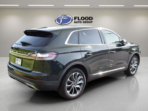 Used 2022 Lincoln Nautilus Reserve AWD/4WD image 4