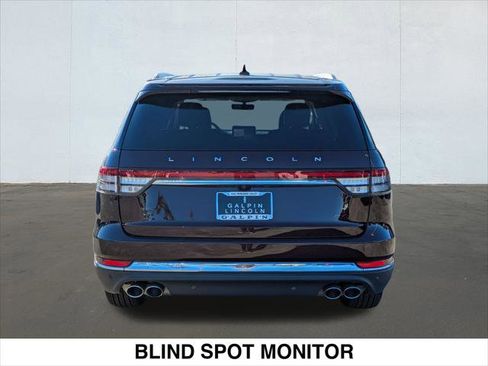 Used 2024 Lincoln Aviator Reserve image 4