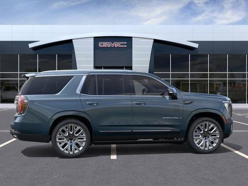 New 2026 GMC Yukon Denali Ultimate w/ LPO, Floor Liner Package AWD/4WD image 5