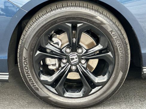 Certified 2025 Honda Accord SE image 24