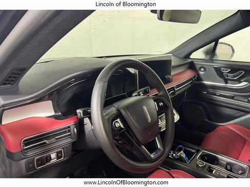 New 2025 Lincoln Corsair Reserve w/ Equipment Group 202A image 35