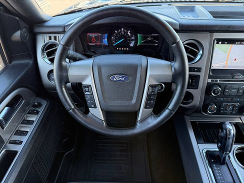 Used 2017 Ford Expedition Limited w/ Equipment Group 301A RWD image 14