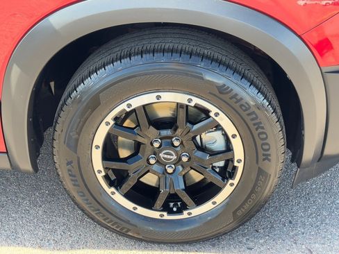 Certified 2023 Nissan Pathfinder Rock Creek image 8