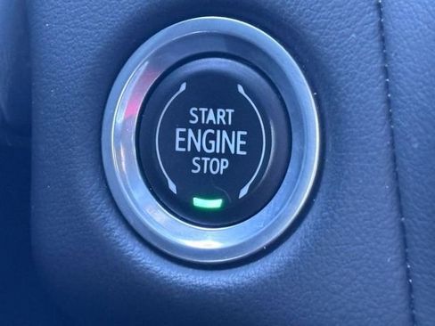 Used 2023 Chevrolet Suburban RST image 19