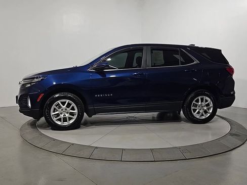 Used 2022 Chevrolet Equinox LT AWD/4WD image 2