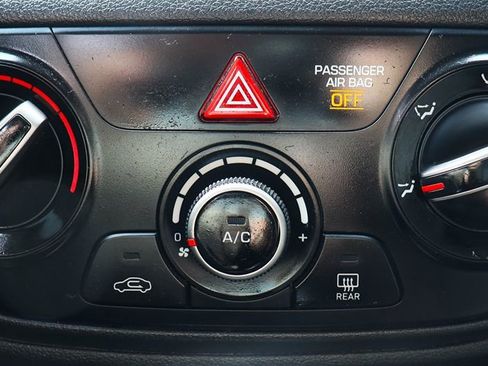 Used 2018 Hyundai Accent SE image 45